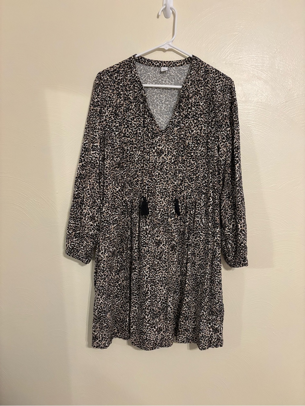 Old Navy Leopard Print Dress Large L Rayon Tassel Tie Long Sleeve Boho